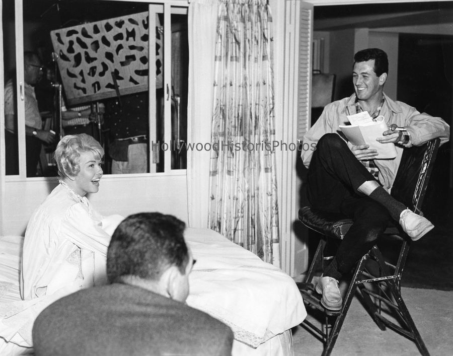 Doris Day Rock Hudson 1959 Pillow Talk WM.jpg